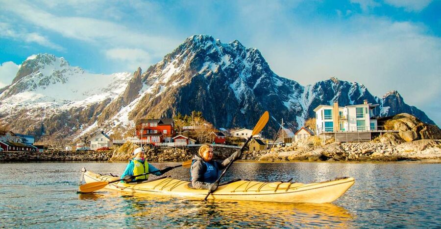 Svolvaer: 2-Hour Winter Kayaking Adventure - Getting ready in a dry suit