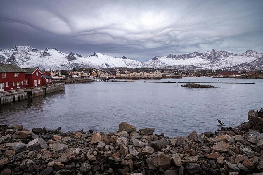 Svolvær and Henningsvær Sightseeing and History Tour - Who should book this Svolvær tour?