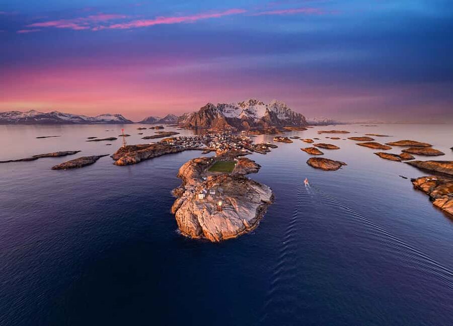 Svolvær and Henningsvær Sightseeing and History Tour - Why this route makes sense in Lofoten