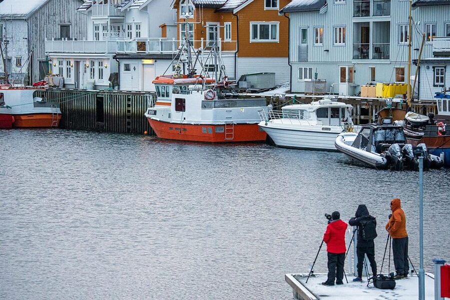 Svolvær and Henningsvær Sightseeing and History Tour - The open country adds the big views