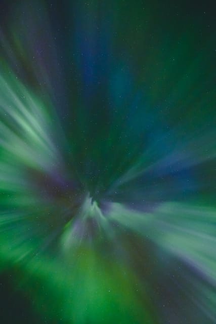 Svolvær: Experience the Magic of the Northern Lights! - Who should book this Svolvær outing?
