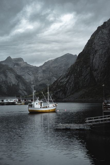 Svolvær: Fishing Trip on the Lofoten Sea - Mountains, beaches, and open water