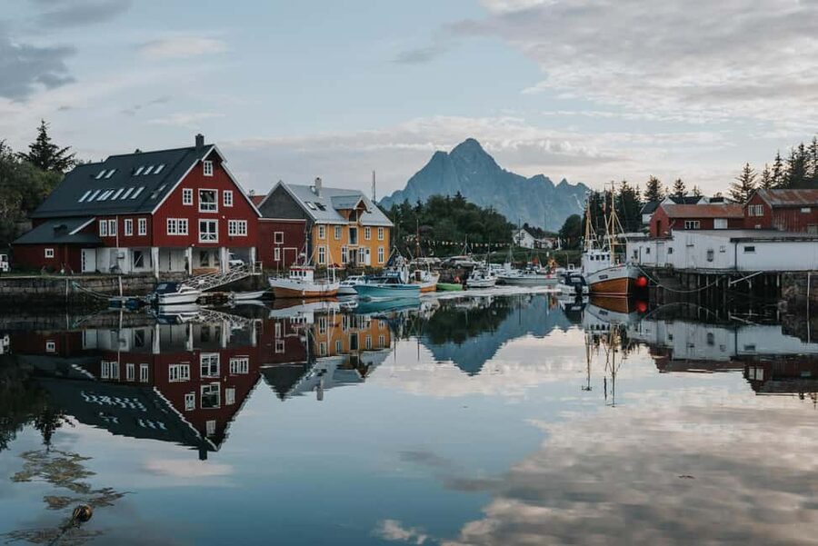 Svolvær: Lofoten Scenic Sightseeing Tour: Half day tour - Gimsøya opens the view toward the Arctic Sea