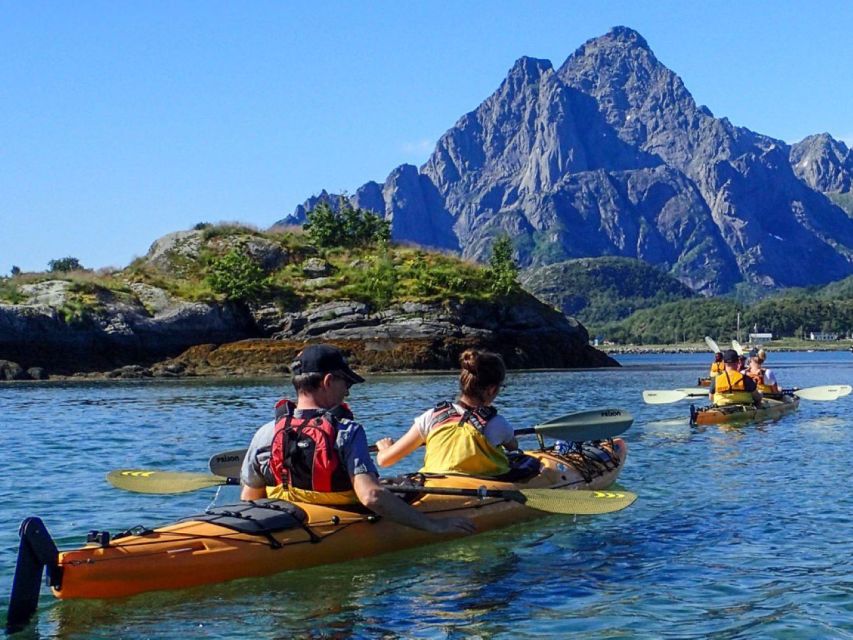 Svolvaer: Sea Kayaking Experience - Islands, bays, and beaches from the water