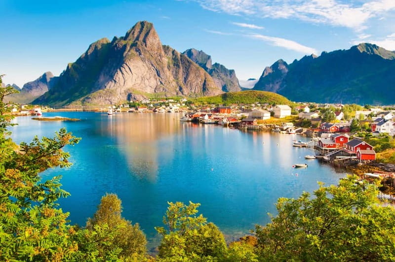Svolvaer: South Lofoten Top Highlights Photo Tour - The value of $152 per person