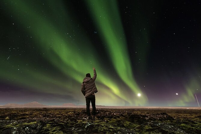 The Aurora Tour - small group, northern lights - Hotel Pickup Makes a Cold Night Easier