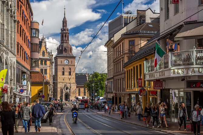 The Essential Oslo Private Walking Tour - From City Hall to the National Theatre