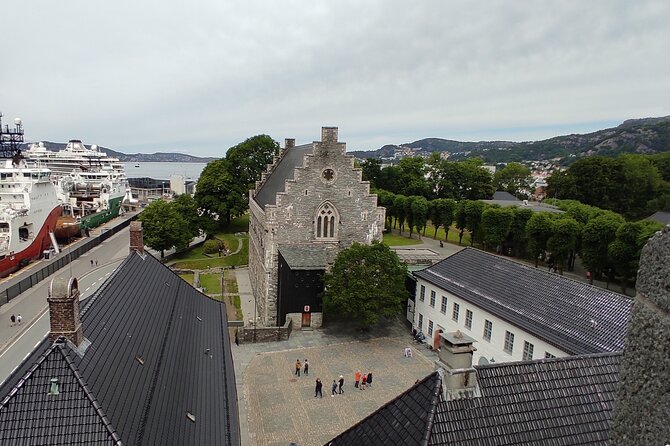 The influence of Bergen in Norway's development, city tour - How the guide shapes the experience