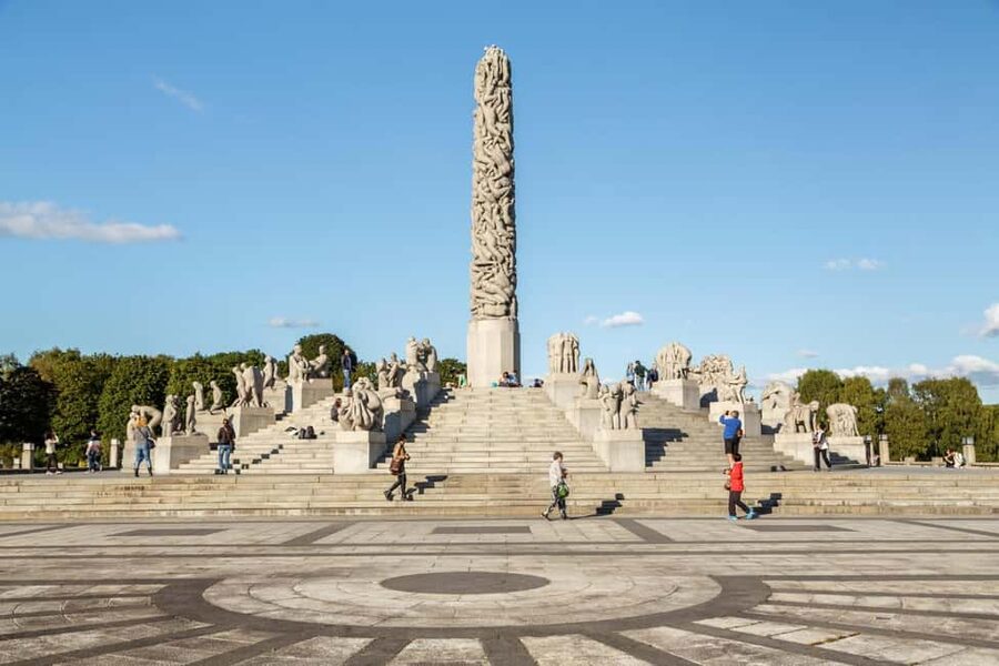 The Vigeland Park in Oslo: Insta-Perfect Walk with a Local - Why Vigeland Park works well for a short Oslo tour