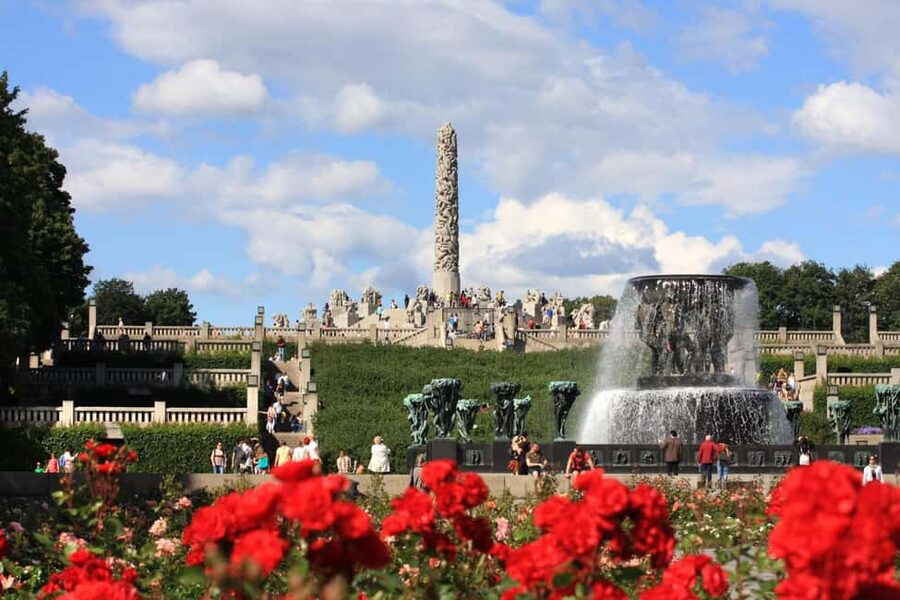 The Vigeland Park in Oslo: Insta-Perfect Walk with a Local - What the local recommendations add