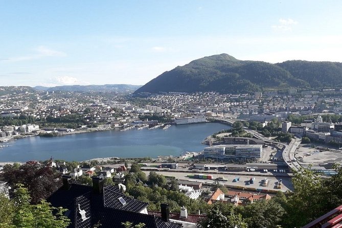Three-summit hike in Bergen - Mount Floyen and the 140 NOK funicular ride
