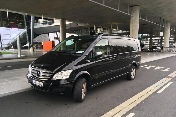 TRANSFER, STANDARD, 1-7 PAX: Bergen airport transfer - A calm first ride into Bergen