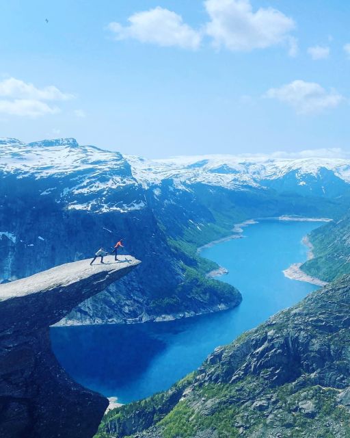 Trolltunga Helicopter & Waterfalss Sightseeing From Bergen - Why this helicopter tour is special