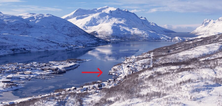 Tromsø: Arctic Fjord Floating in Survival Suit - What to bring and what to leave behind