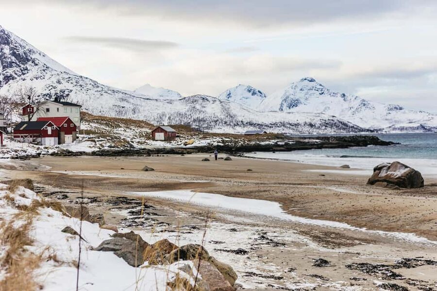 Tromsø: Arctic Landscape and Fjord Tour with Snacks - Eidvegen 298 and the first coastal views