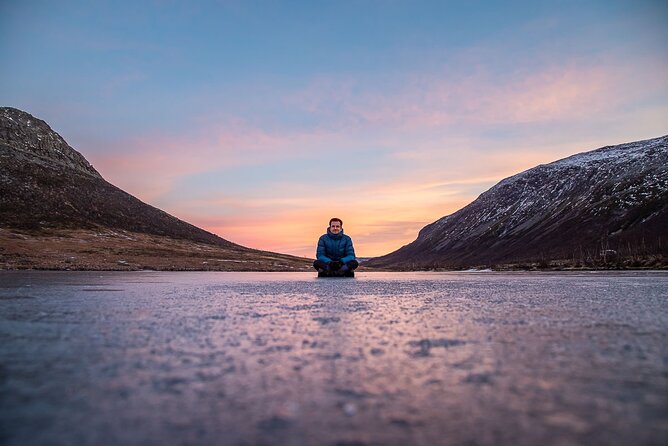 Tromsø: Arctic Landscapes Hiking / Snowshoeing Tour in the wild - A flexible start from Tromsø