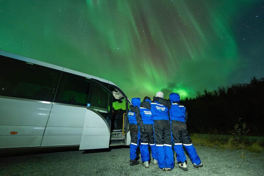 Tromsø: Aurora Borealis, Campfire, Hot Meal, Arctic Tour - Chasing clear skies from Tromsø