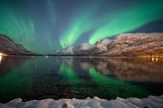 Tromso Aurora Chase by Minibus with Thermal Suit, Snack and Photo - The route changes with the clouds