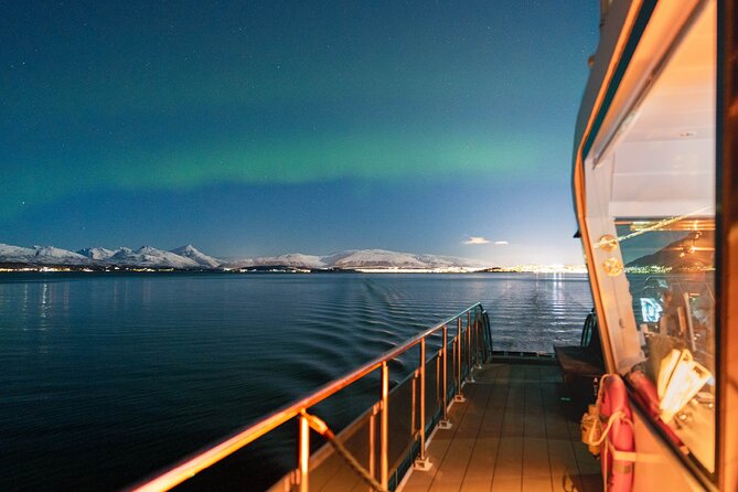 Tromso Aurora Cruise with 3-Course Dinner - The crew adds much of the warmth