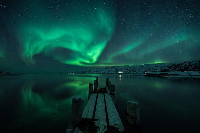 Tromso Aurora Hunt with Bonfire, Soup, Winter Gear & Transfers - Key points at a glance