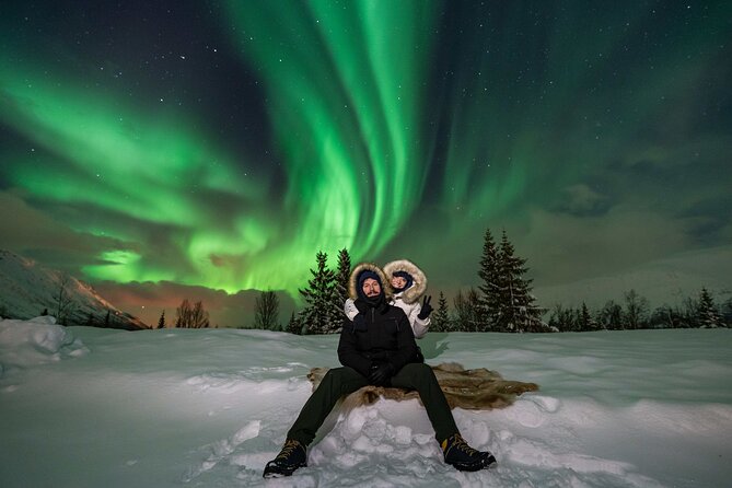 Tromsø: Aurora Magic Northern Lights Tour with Photos - Key points at a glance