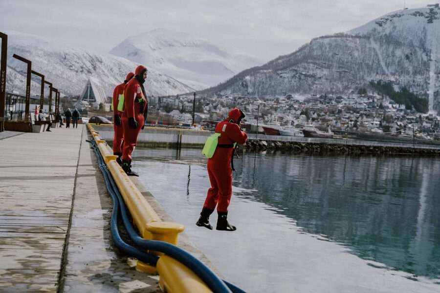 Tromsø city center Urban Floating experience - Who should book this experience?