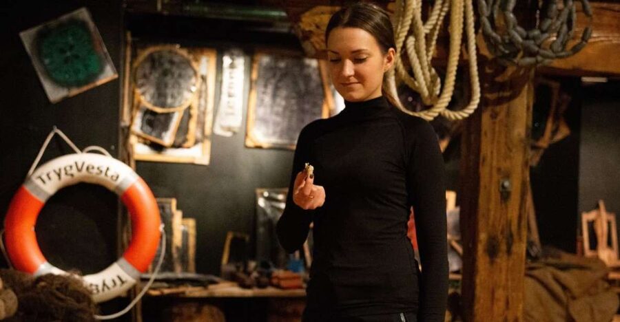 Tromso: Cod-Tasting Tour with Full Steam Museum Entry - Sea Sami culture on the third floor