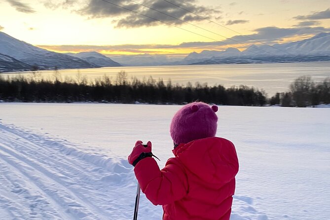 Tromsø Cross-Country Ski Adventure - The warm break at a Tromsø viewpoint