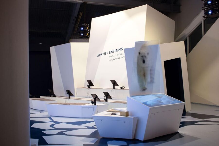 Tromsø: Entrance Ticket to Polaria - Follow the climate story through the exhibits