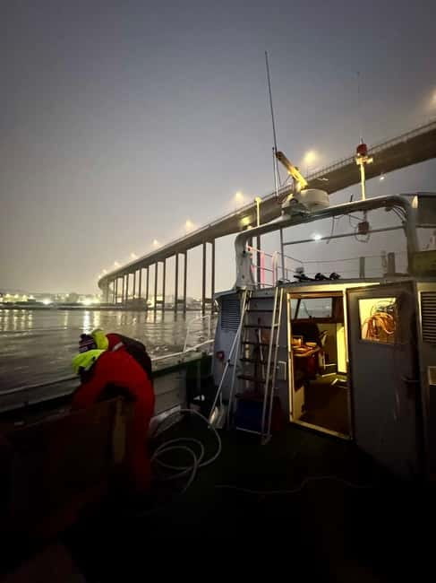 Tromsø: Fishing Sea Safari - Warm clothing and the reality of the Barents Sea