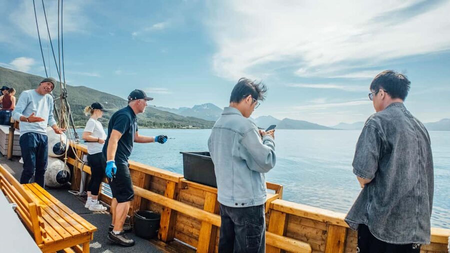 Tromsø: Fjord Fishing Cruise - Who will enjoy this cruise most?