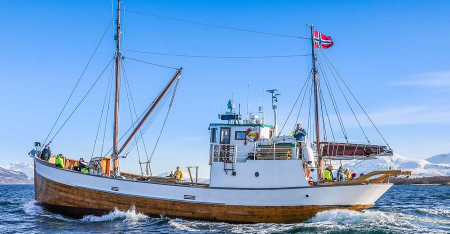 Tromsø: Fjord History Cruise with Snack and Drinks - Why Hermes II makes this cruise different