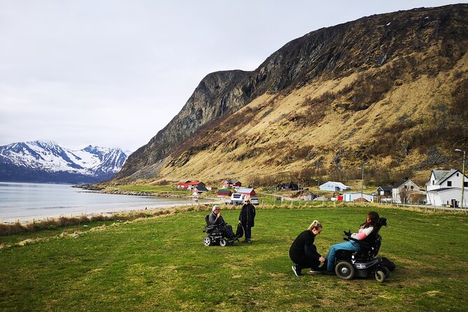 Tromsø Fjords Tour of Kvaloya and Sommaroy - Sommarøy and the warm lunch at the Arctic Hotel