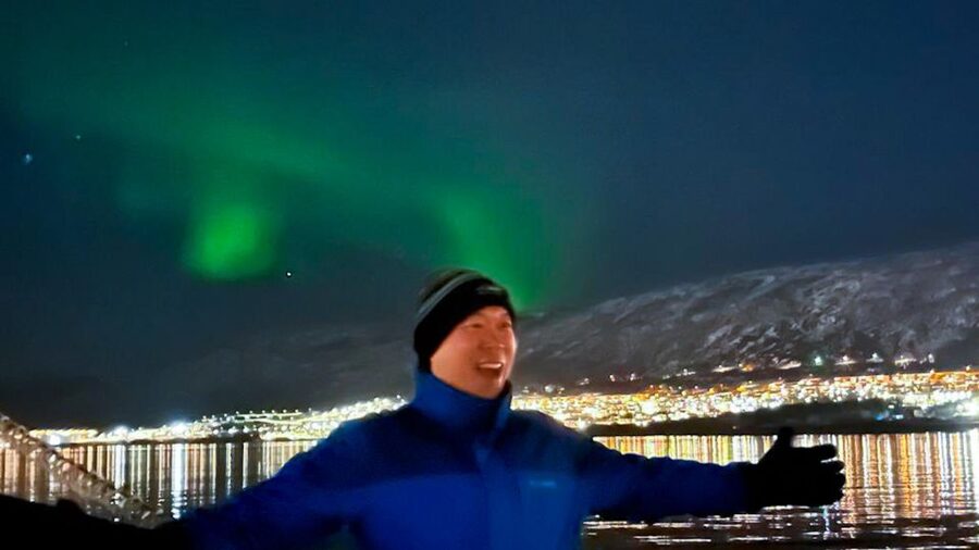 Tromso: Luxury Northern Lights Cruise with Hot Tub & Dinner - The hot tub is the star, with one privacy detail