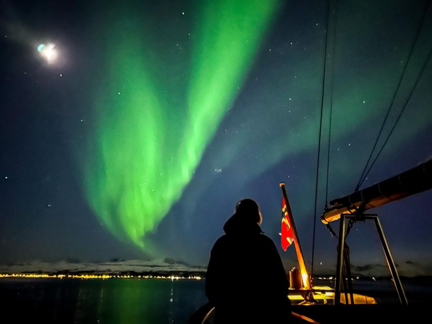 Tromso: Luxury Northern Lights Cruise with Hot Tub & Dinner - Two decks give you room to chase the sky