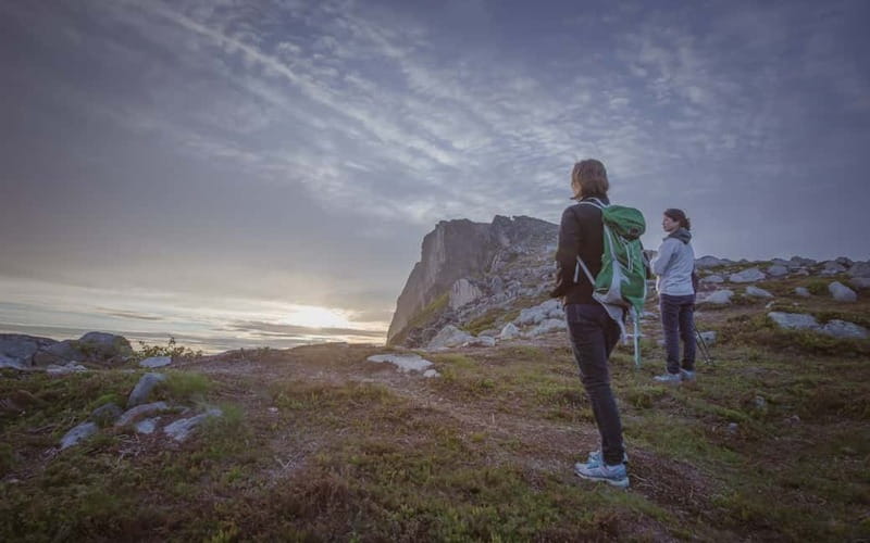 Tromsø: Midnight Sun Hike in the wilderness - Meeting the guide at Scandic Ishavshotel