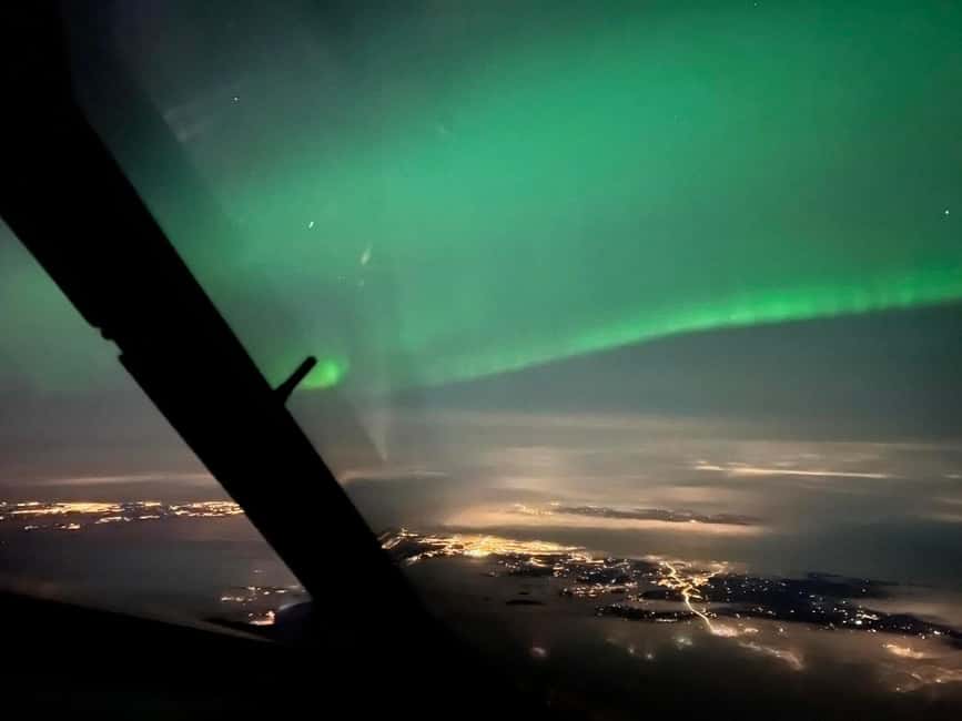 Tromsø:Northern light tour with mini bus i Tromsø - Key points at a glance