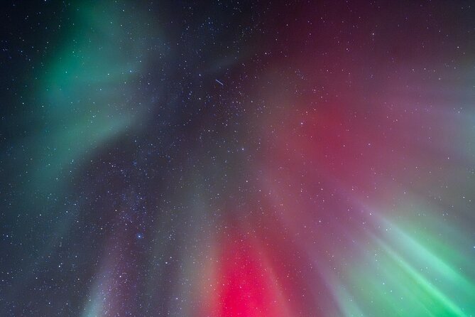 Tromsø: Northern Lights by Minibus - Free Photos and Warm Dinner - The difficult truth about seeing the Northern Lights