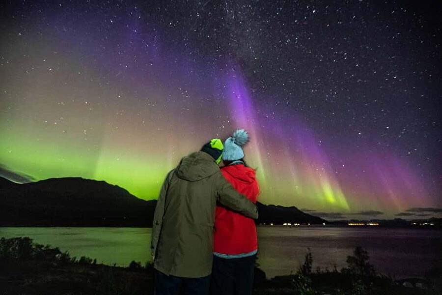 Tromsø: Northern Lights Chase with Free Photos - Why the moving chase matters in Tromsø