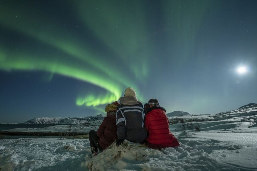 Tromso: Northern Lights Chase with Photo Package Included - Who will enjoy this most