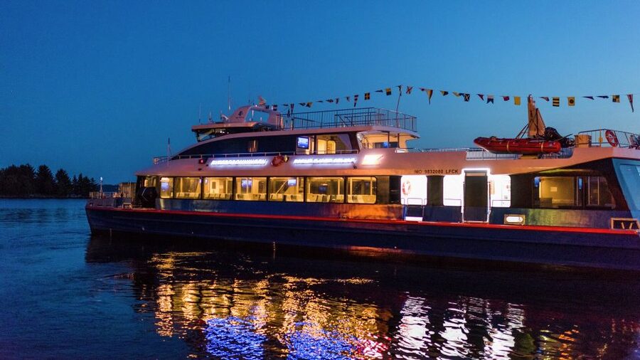 Tromsø: Northern Lights Cruise with 2nd Chance Guarantee - The Warm Lounge and Outdoor Decks