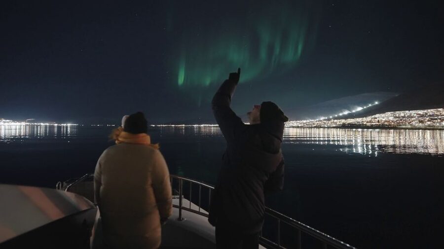 Tromsø: Northern Lights Cruise with 2nd Chance Guarantee - Boat Versus Minibus: Know the Trade-Off