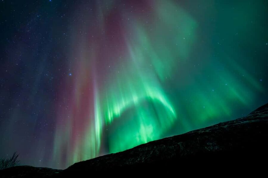 Tromsø: Northern Lights Focus Tour, German/English, minibus, meal - What each stop adds to the evening