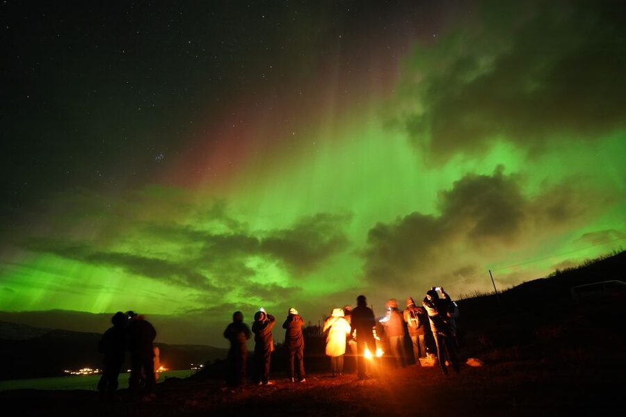 Tromsø: Northern Lights Tour with Free Professional Portrait - Photography help that has real value