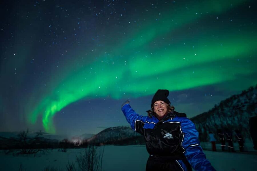 Tromsø: Northern Lights Tour with Guaranteed Sightings - The guides make or break the experience