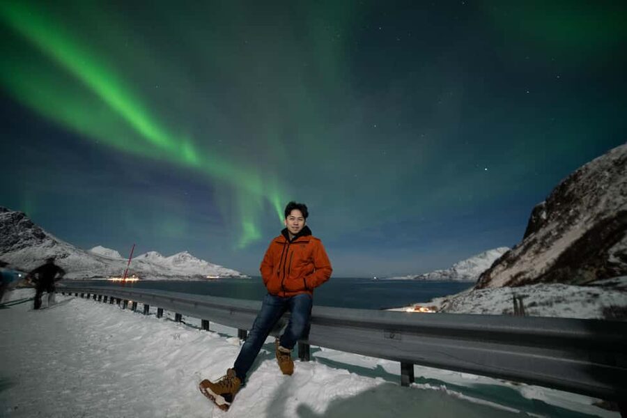 Tromsø: Northern Lights tour with local experts - What happens on a difficult weather night