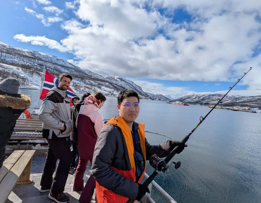 Tromsø’s Top-Rated Fjord & Fishing Cruise – All-Inclusive - What makes this cruise worth five hours
