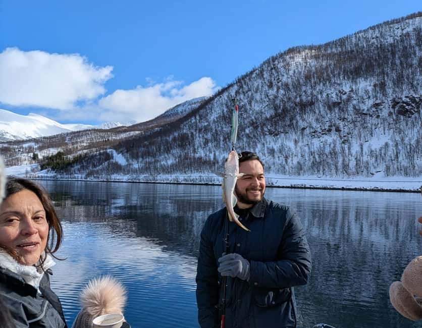 Tromsø’s Top-Rated Fjord & Fishing Cruise – All-Inclusive - What the guides add to the ride