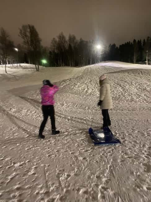 Tromsø: Snow Sledding, Mini Skiing, Lasso and Reindeer Hides - Key points at a glance