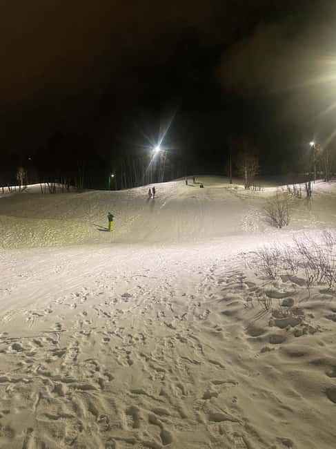 Tromsø: Snow Sledding, Mini Skiing, Lasso and Reindeer Hides - Finding Charlottenlund activity park